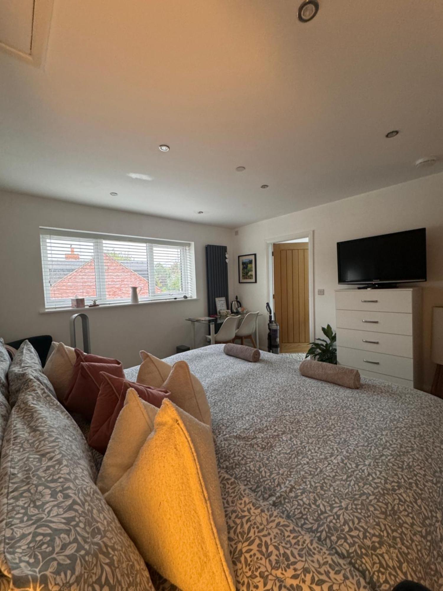 Abbey'S Inn Cheadle  Luaran gambar